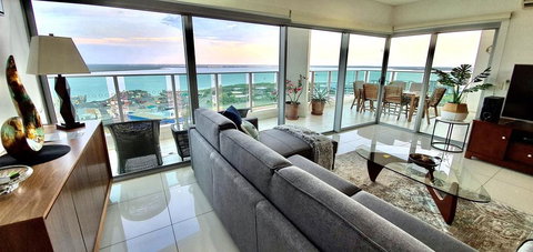 ZEN BY THE WATER - Darwin Premier Retreat - Accommodation NT 2