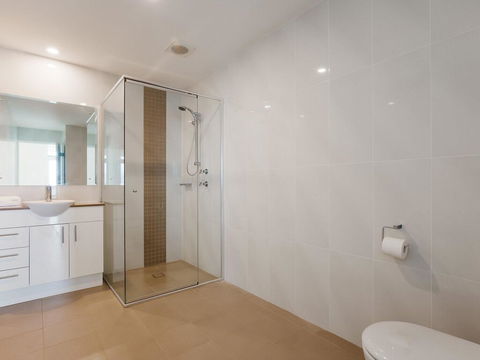 Maison De La Mer 30 Mulubinda Parade - Luxurious, Linen, Aircon And Panoramic Views - NT Tourism 2