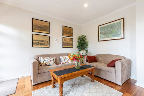 Spacious Bungalow5min Walk To Station5min To Box HillWiFiParking - Accommodation NT 2