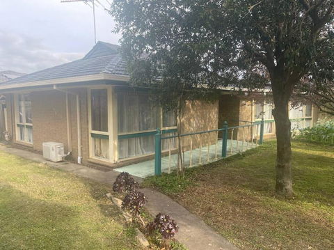 A Home Away From Home - Accommodation NT 4