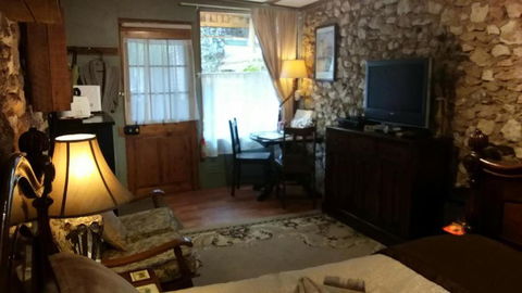 A La Folly Too The Old Workshop - Accommodation NT 0