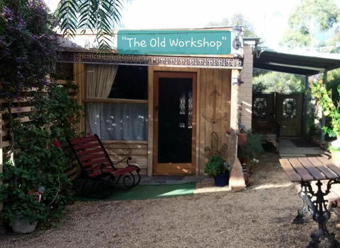 A La Folly Too The Old Workshop - Accommodation NT 3