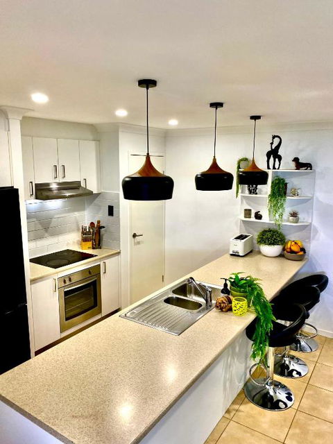 A Peaceful Private Home Away From Home In Pacific Pines - Accommodation NT 0