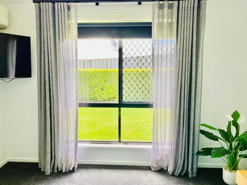 A Peaceful Private Home Away From Home In Pacific Pines - Accommodation NT 3