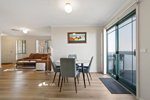 A Stones Throw - Accommodation NT 3