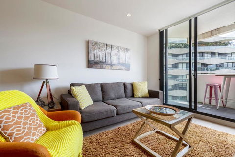 Abbotsford Short Stay Luxury Style & Location - Accommodation NT 3