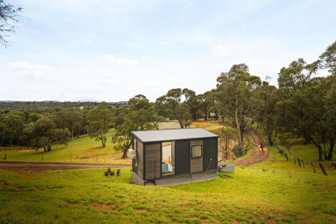 Acre Away By Tiny Away - Accommodation NT 4