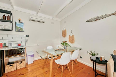 Adorable Beach Shack In The Heart Of Aireys Inlet - Accommodation NT 2