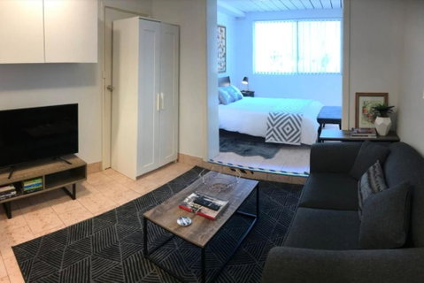 Adorable Studio Nestled In The Heart Of Flynn - Accommodation NT 3