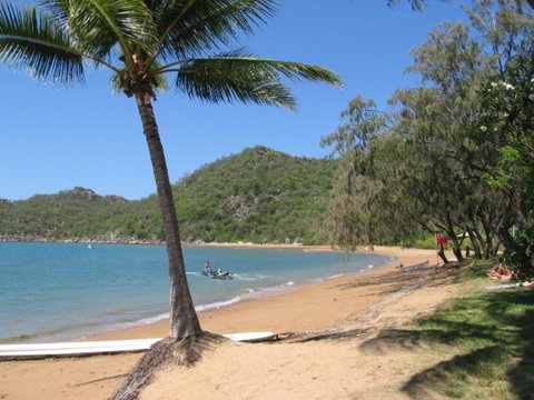 AFFORDABLE ISLAND ESCAPE! Queen Studio, Nelly Bay - Accommodation NT 4