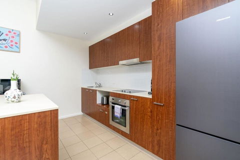 Absolutely Spacious APT Unit Between ANU And City - Accommodation NT 4