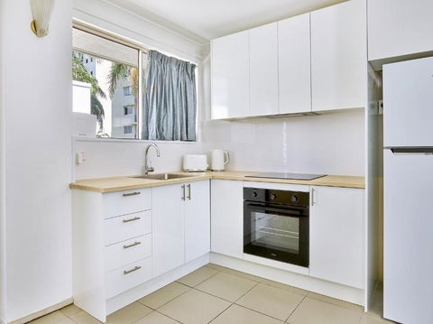 Affordable Accommodation In The Heart Of Surfers Paradise - Accommodation NT 4