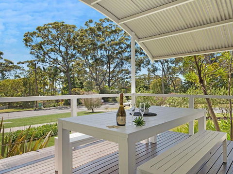 Akarana Beach House By Jervis Bay Rentals - Accommodation NT 1