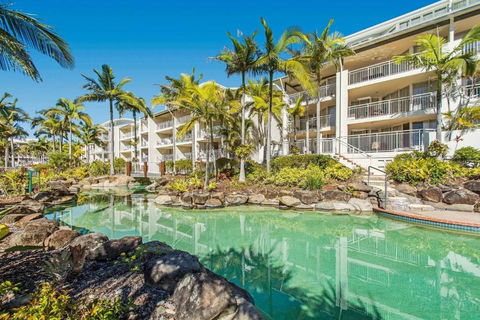 Alexandra Beach Resort Couples Escape - CoastHM - Accommodation NT 0