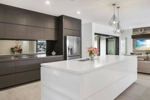 Allure - 4 Bedroom Luxury House In Port Douglas - Accommodation NT 1