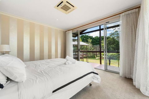 Amazing Acreage Style Living - Accommodation NT 0