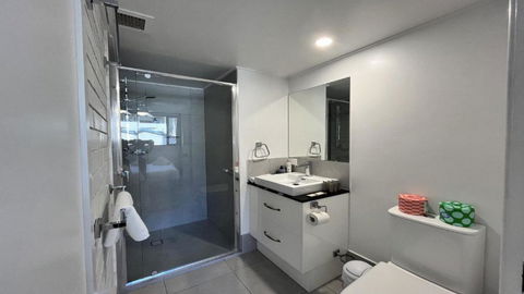 Amazing Views! Unit 3 Edgecliffe - Accommodation NT 2