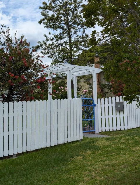 Amiens Cottage. Queenslander, Charming, Central. - Accommodation NT 2