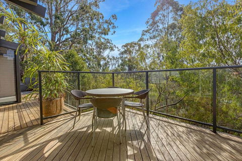 Anchorage Views - Accommodation NT 2