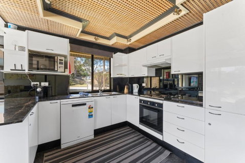Alpine Mountain View 39 - 3BR L Swimming Pool L Air-Con L WiFi - Accommodation NT 2
