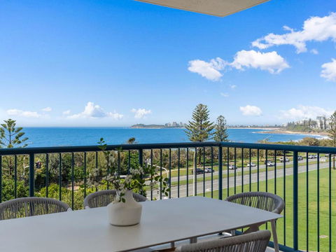 Alex Beachfront Apartment - Accommodation NT 4