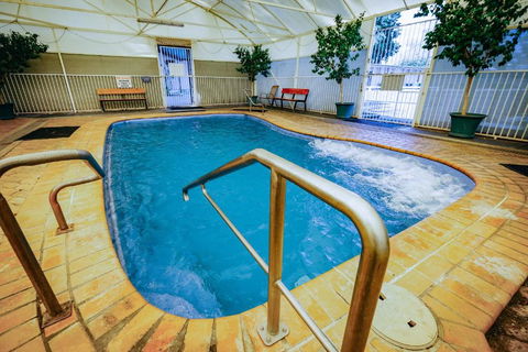 Artesian Spa Motel - Accommodation NT 2