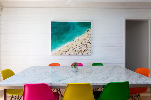 At Agnes Ave: Coastal Views - Accommodation NT 2