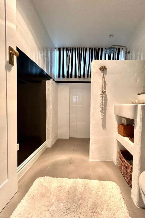 Avalon Beach Cottage- The Islander - Accommodation NT 4