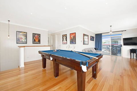 Apollo Bay Oceanview Mountain Retreat, Pet Friendly, EV Station, Fireplace - Accommodation NT 3