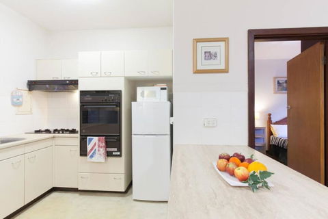 B3 Crawley Apartment 1 BRM & Sleepout Near UWA - Accommodation NT 4