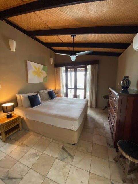 BALA Beach House On ABSOLUTE Beachfront - Accommodation NT 1
