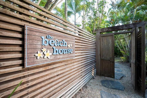 BALA Beach House On ABSOLUTE Beachfront - Accommodation NT 2