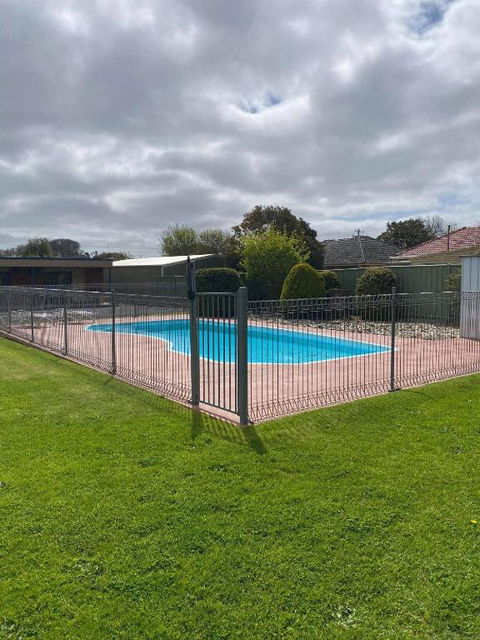 Baronga Motor Inn - Accommodation NT 2