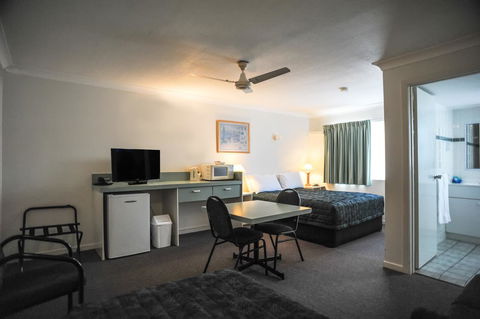 Southport Motel & Apartments - Accommodation NT 22