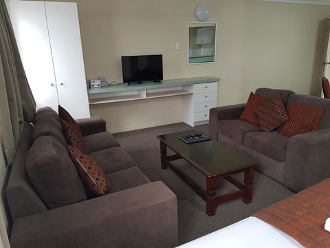 Southport Motel & Apartments - Accommodation NT 9