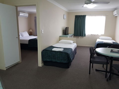Southport Motel & Apartments - Accommodation NT 12