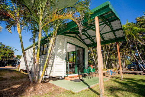 NRMA Bowen Beachfront Holiday Park - Accommodation NT 10