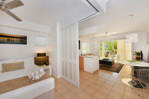 Port Douglas Apartments - Adults Only Oasis - Accommodation NT 30