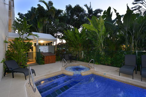 Port Douglas Apartments - Adults Only Oasis - Accommodation NT 19
