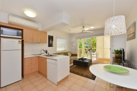 Port Douglas Apartments - Adults Only Oasis - Accommodation NT 0