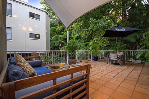 Port Douglas Apartments - Adults Only Oasis - Accommodation NT 34