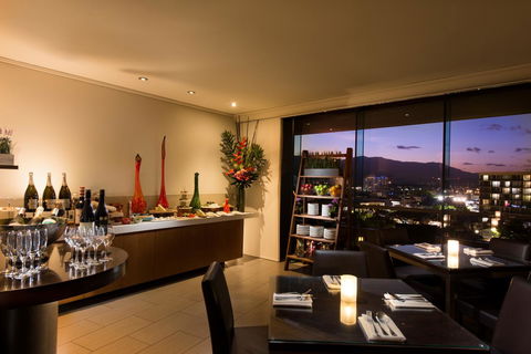 Hilton Cairns - Accommodation NT 35