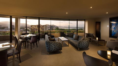 Hilton Cairns - Accommodation NT 36