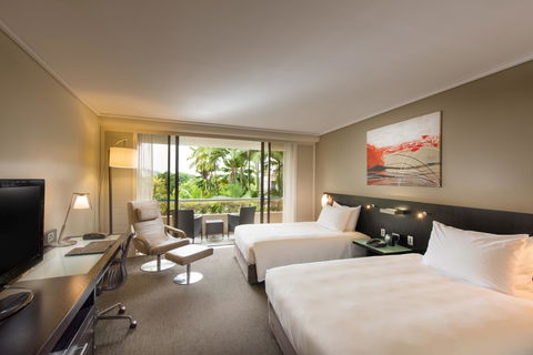 Hilton Cairns - Accommodation NT 8