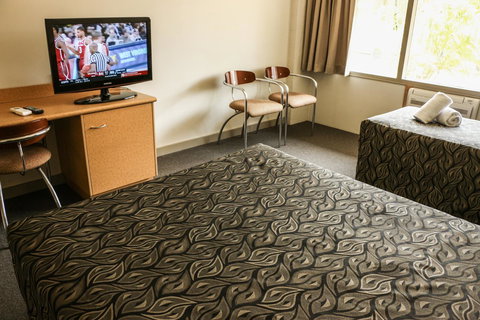 Salisbury Hotel Motel - Accommodation NT 8