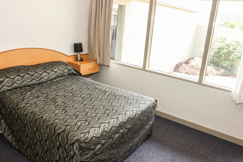 Salisbury Hotel Motel - Accommodation NT 23