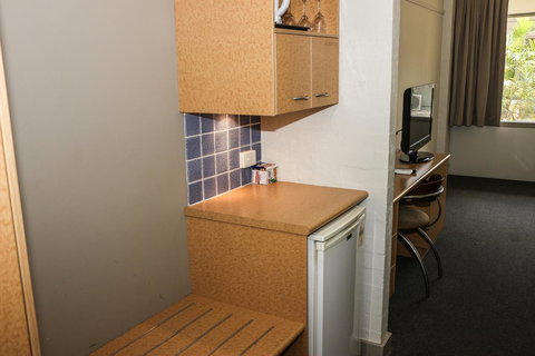 Salisbury Hotel Motel - Accommodation NT 14