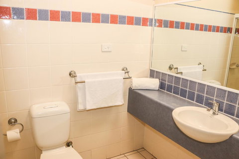 Salisbury Hotel Motel - Accommodation NT 12