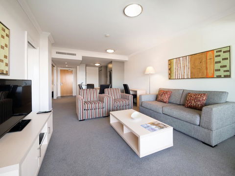 Oaks Brisbane Mews Suites - NT Tourism 12