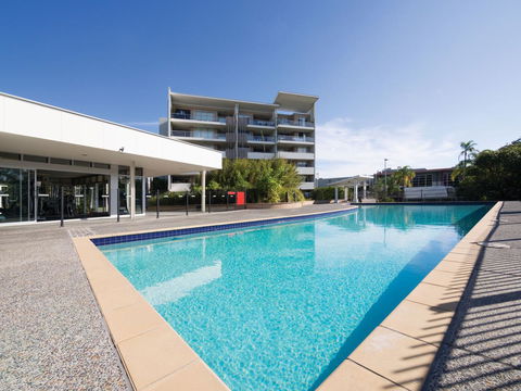 Oaks Brisbane Mews Suites - NT Tourism 0